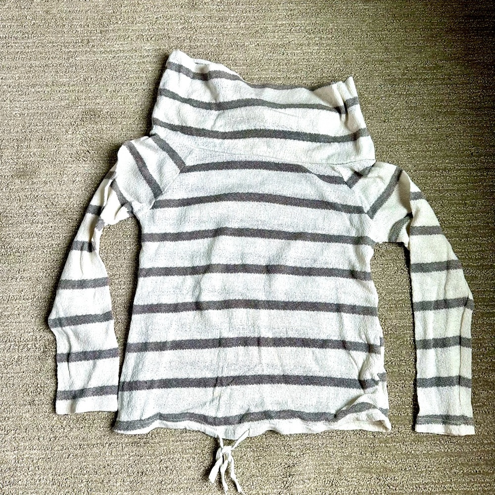 Hem & Thread Sweater